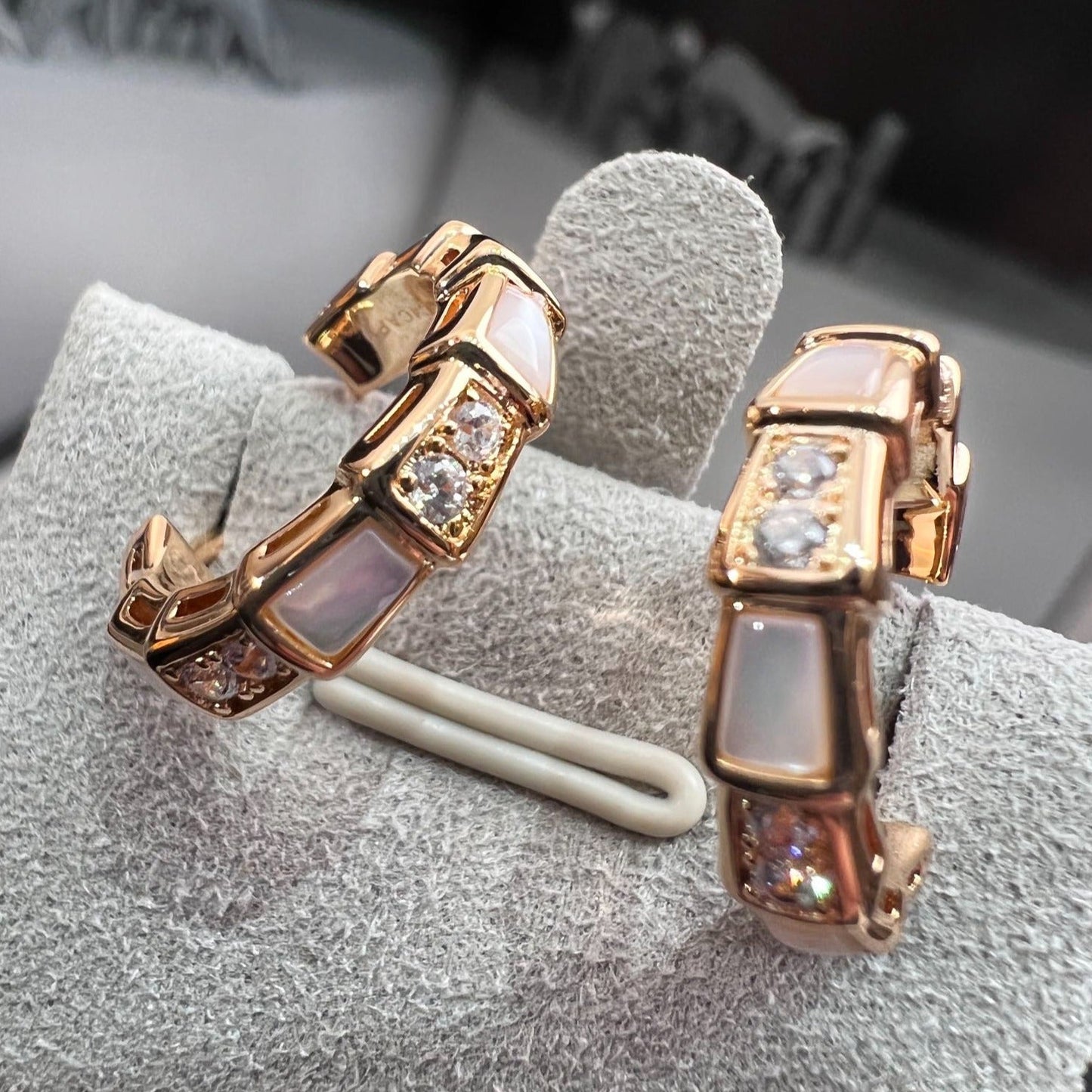 [Rosla Jewelry]SERPENTI MOP PINK GOLD EARRINGS