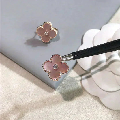 [Rosla Jewelry]CLOVER MEDIUM 1 MOTIFS  PINK MOP DIAMOND EARRINGS