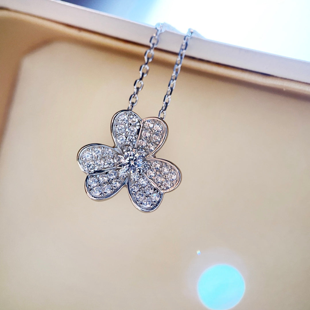 [Rosla Jewelry]CLOVER DIAMOND NECKLACE SILVER