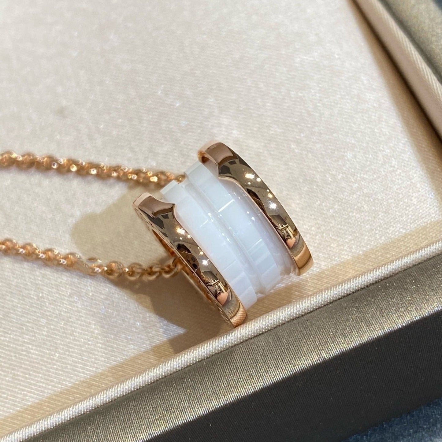 [Rosla Jewelry]ZERO 1 WHITE CERAMIC PINK GOLD NECKLACE