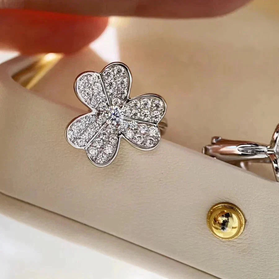 [Rosla Jewelry]CLOVER COMOS DIAMOND EARRINGS SILVER