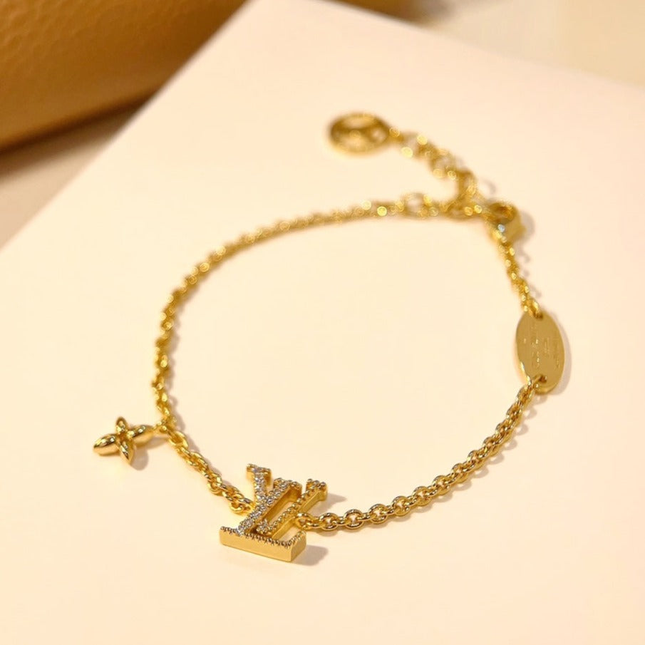 [Rosla Jewelry]LOGO STAR MOTIF GOLD BRACELET