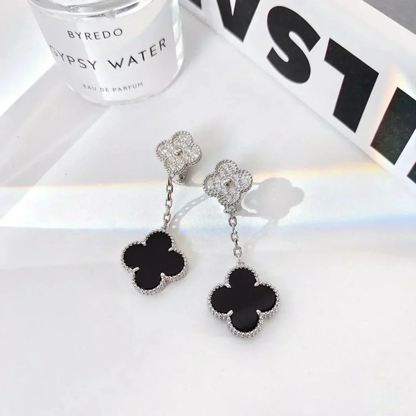 [Rosla Jewelry]CLOVER 2 MOTIFS  DIAMOND ONYX EARRINGS SILVER