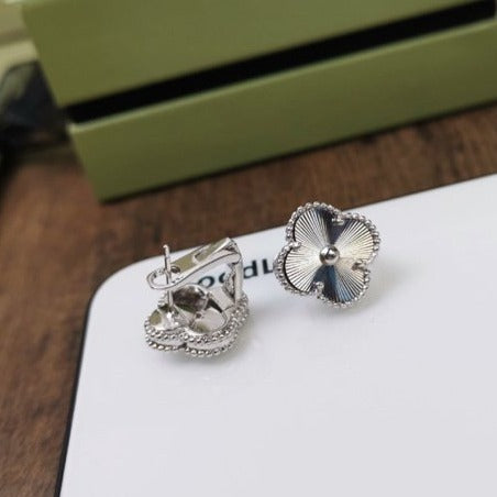 [Rosla Jewelry]CLOVER MEDIUM STUD EARRINGS