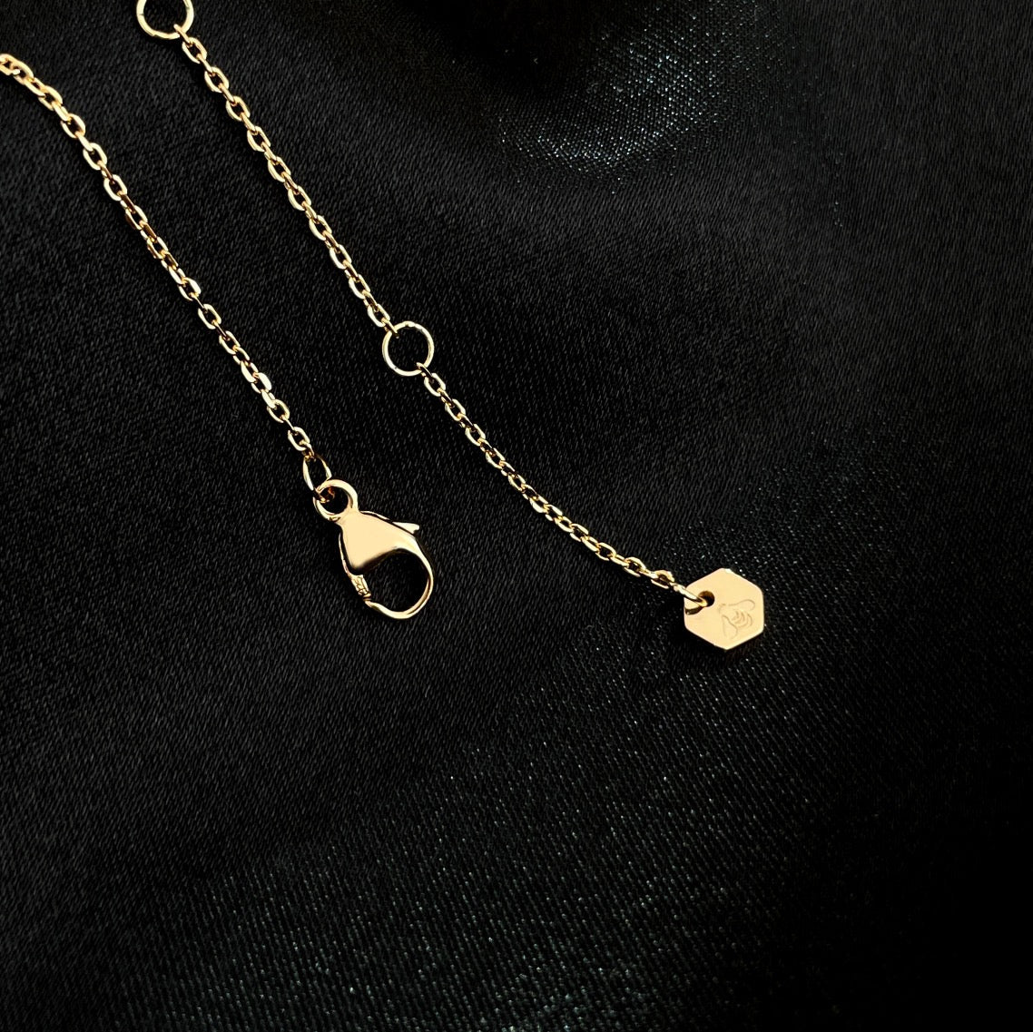 [Rosla Jewelry]BEE MINI NECKLACE