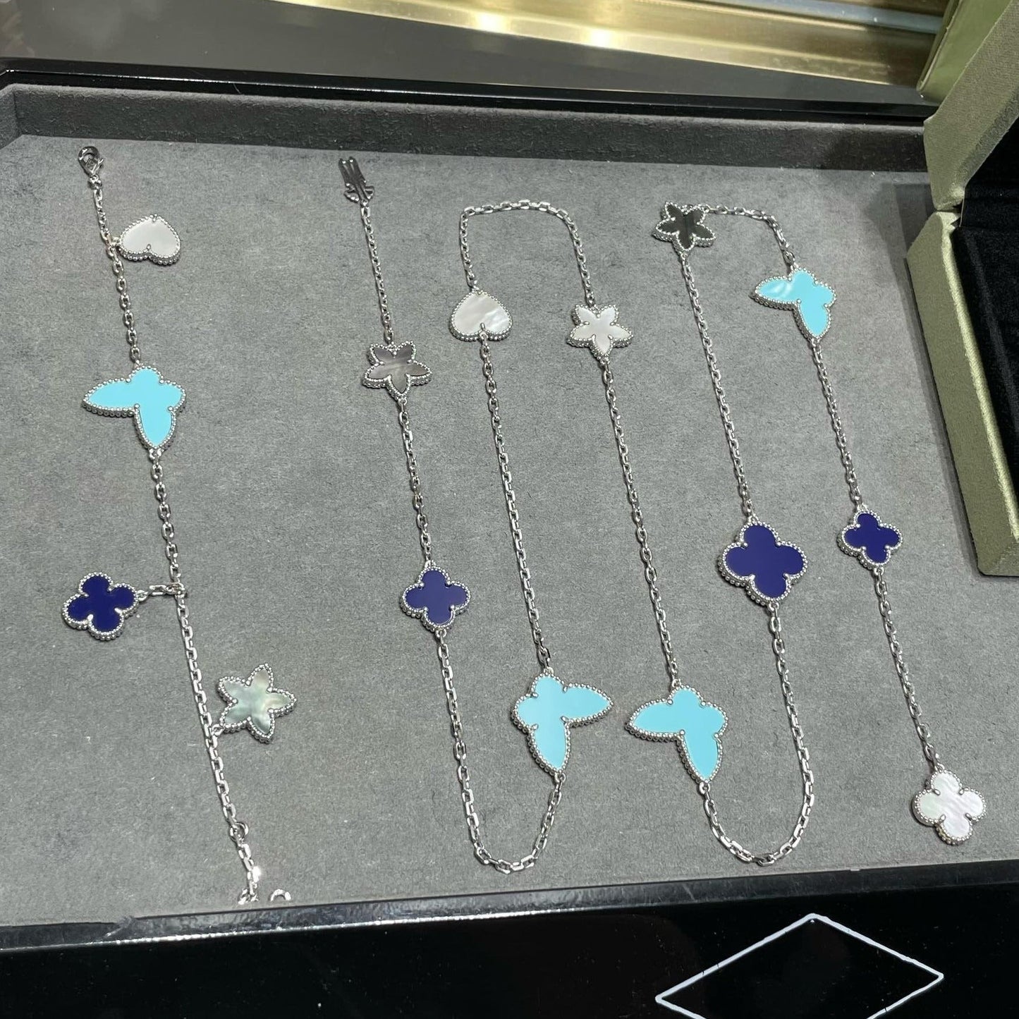 [Rosla Jewelry]LUCKY CLOVER SILVER 11 MOTIF NECKLACE