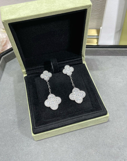 [Rosla Jewelry]CLOVER 2 MOTIFS DIAMOND PAVED SILVER EARRINGS