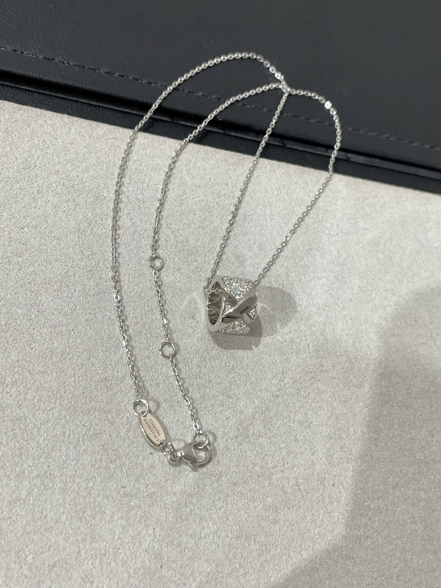 [Rosla Jewelry]LIENS EVIDENCE DIAMOND PAVED NECKLACE