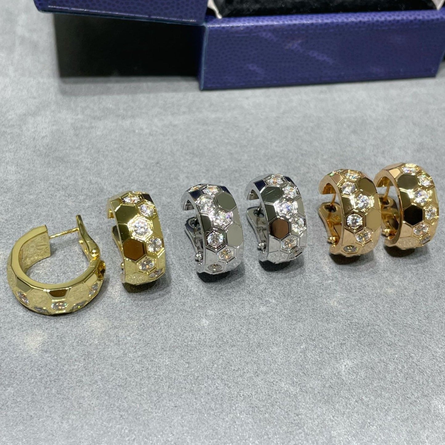 [Rosla Jewelry]BEE LOVE DIAMOND HOOP EARRINGS