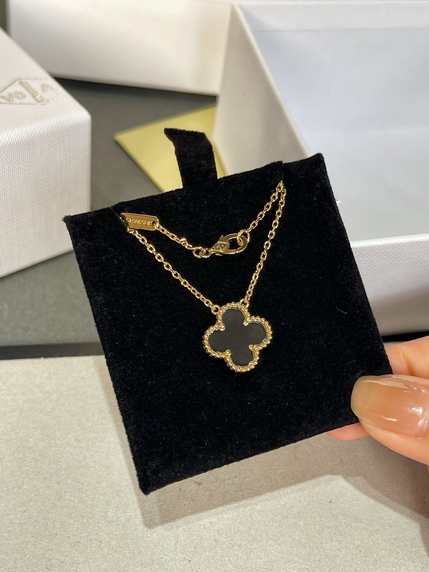 [Rosla Jewelry]CLOVER ROCK CRYSTAL ROSE GOLD NECKLACE