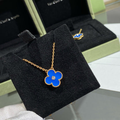 [Rosla Jewelry]CLOVER 15MM DIAMOND AND BLUE AGATE NECKLACE