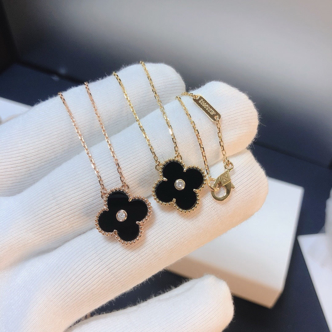 [Rosla Jewelry]CLOVER 15MM DIAMOND ONYX NECKLACE