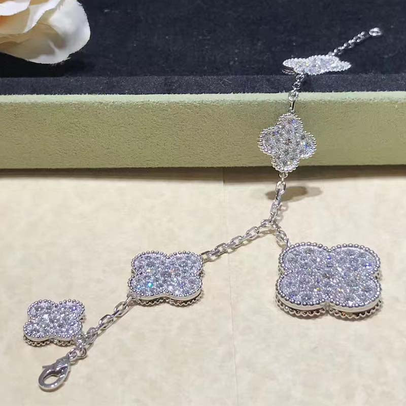 [Rosla Jewelry]CLOVER 6 MOTIFS SILVER DIAMOND BRACELET