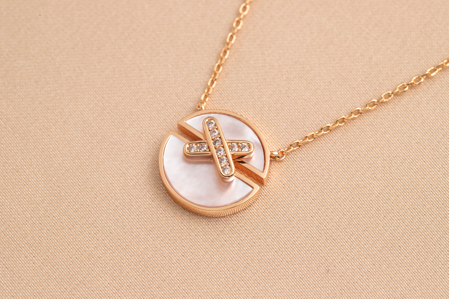 [Rosla Jewelry]JEUX DE PINK GOLD DIAMOND NECKLACE