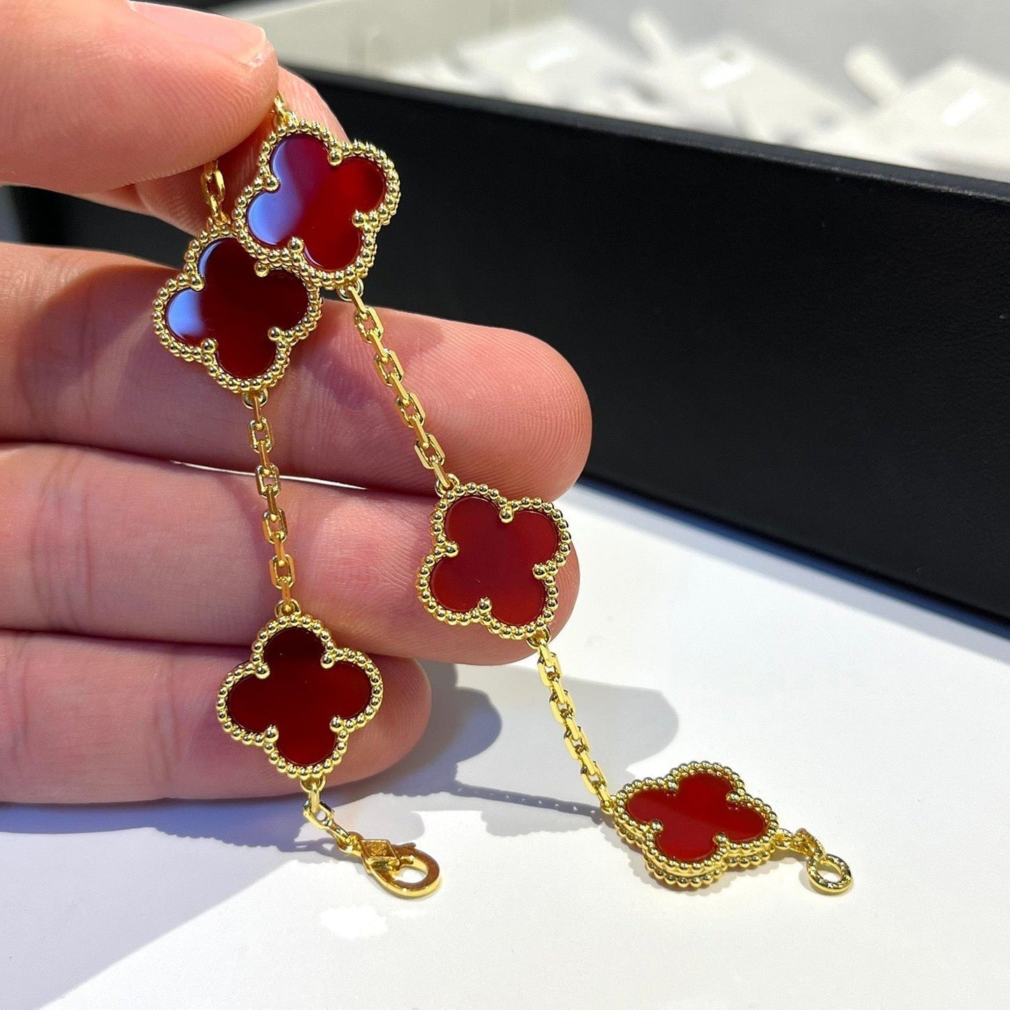 [Rosla Jewelry]CLOVER 5 MOTIF RED AGATE  BRACELET