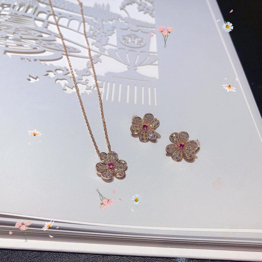 [Rosla Jewelry]FRIVOLE ROSE GOLD FLOWER DIAMOND NECKLACE