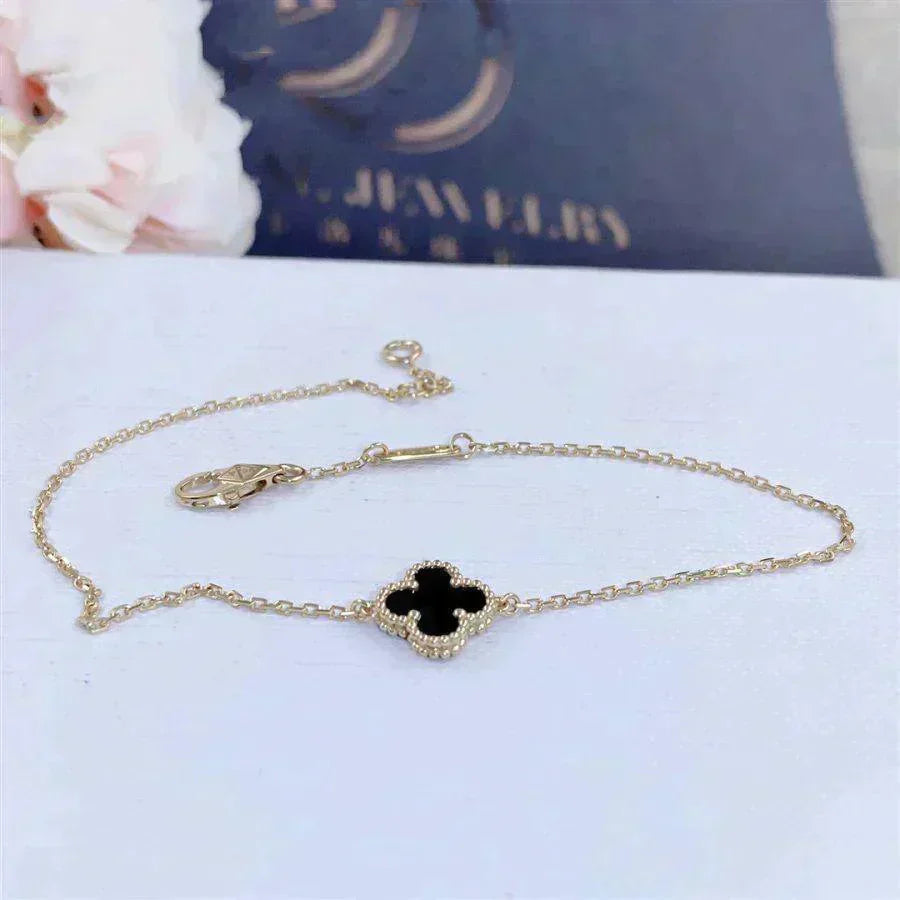 [Rosla Jewelry]CLOVER ONYX SINGLE FLOWER BRACELET