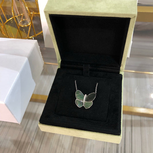 [Rosla Jewelry]LARGE BUTTERFLY SILVER PENDANT DIAMOND NECKLACE