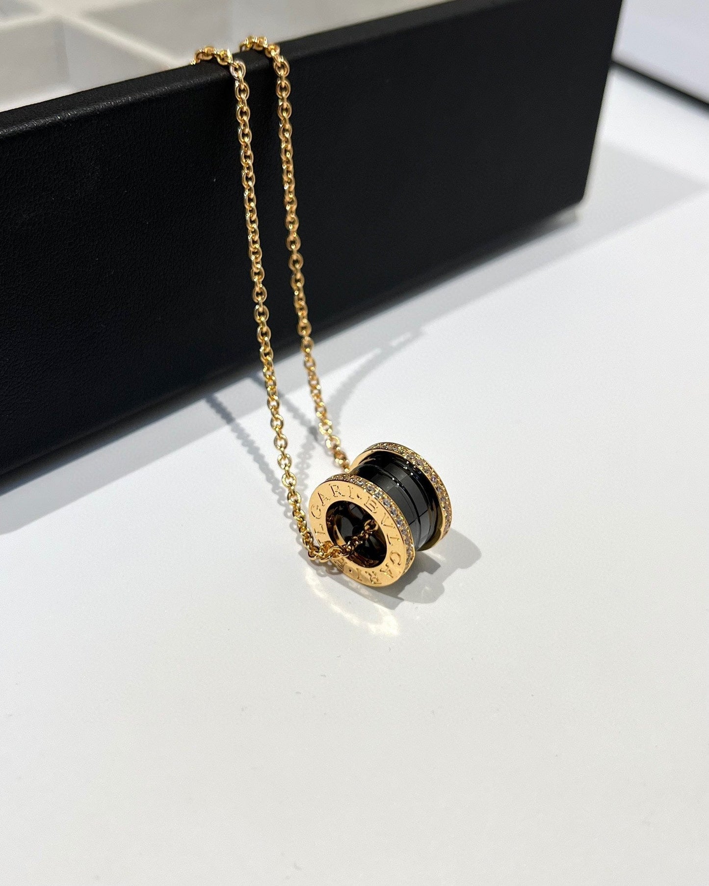 [Rosla Jewelry]ZERO 1 BLACK CERAMIC DIAMOND PINK GOLD NECKLACE