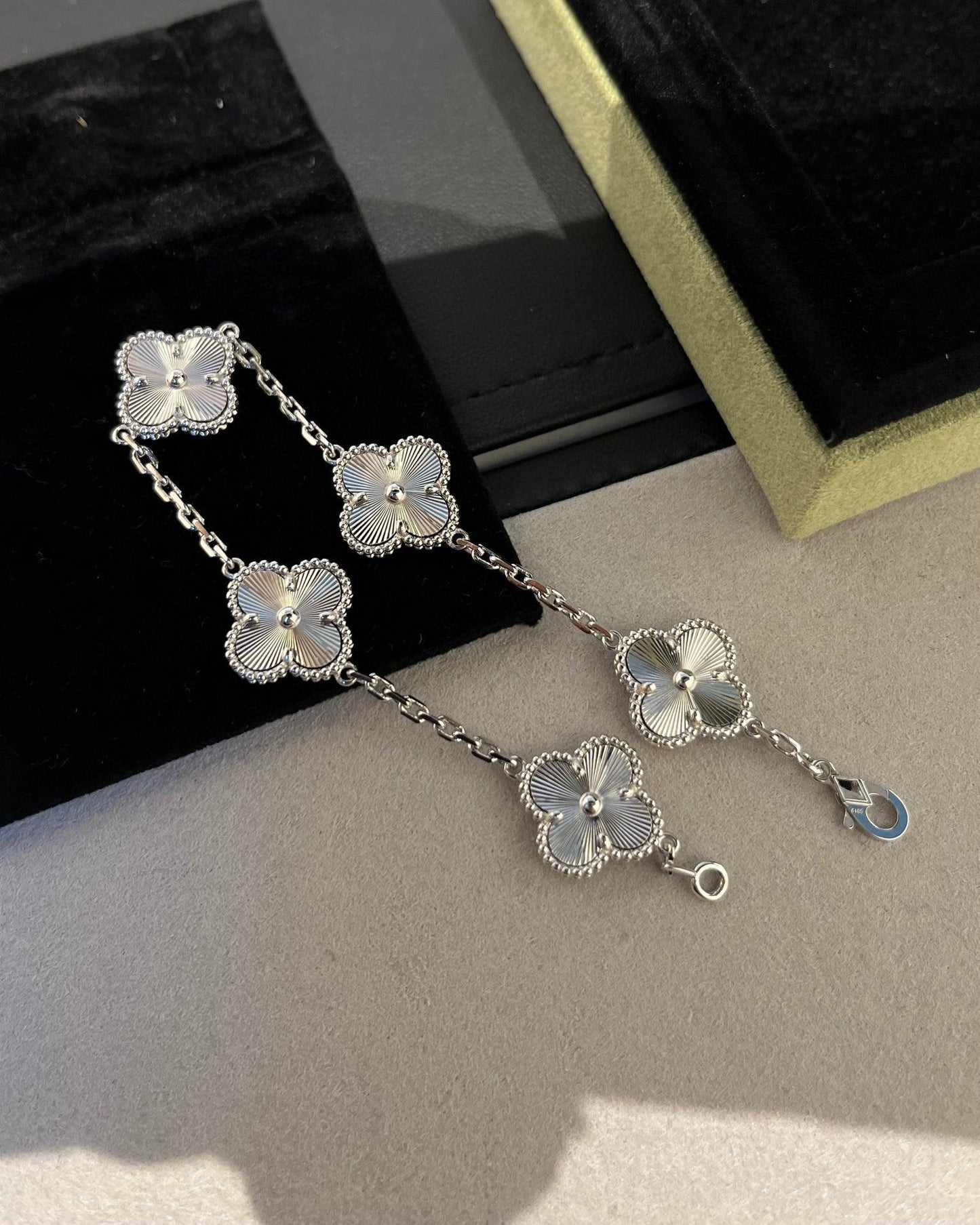 [Rosla Jewelry]CLOVER SILVER 5 MOTIFS BRACELET